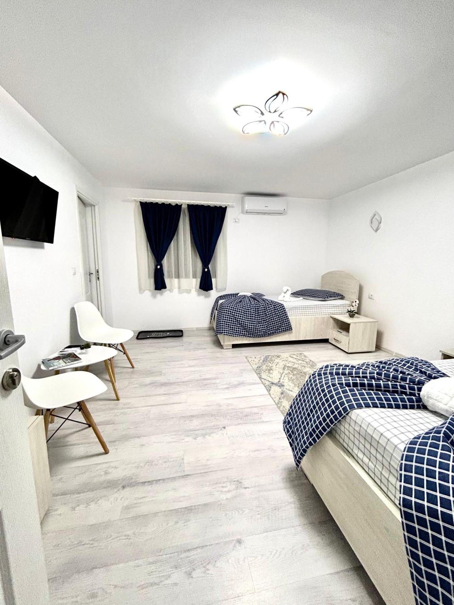 Hotel Casa Munteanu Mila Douăzeci şi Trei Exteriér fotografie